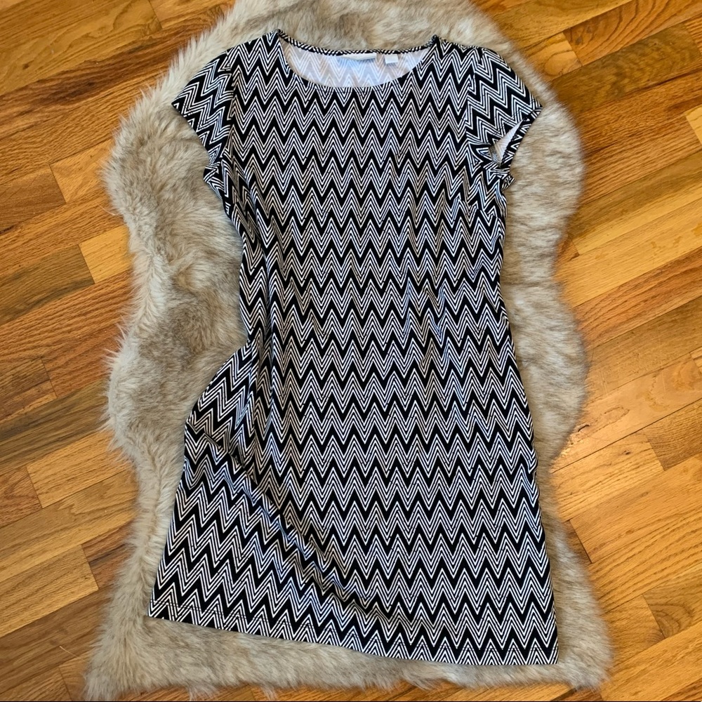 New York and Company T Shirt Dress XS